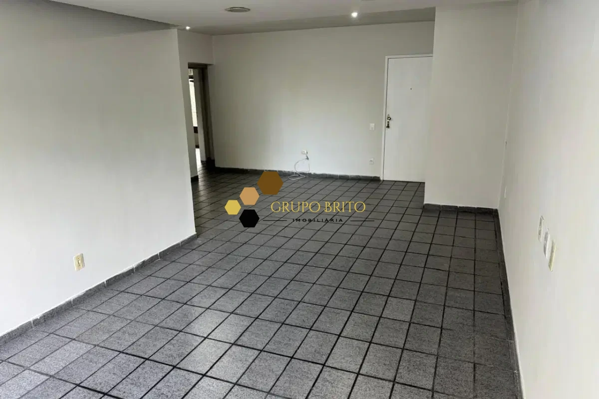Apartamento 4 Quartos Espinheiro à Venda - Foto 6